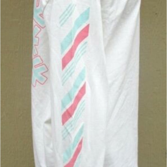 Jeffree Star White Winter Graphic Tee Star/Snowflake Size 2xl A7 - Picture 4 of 8